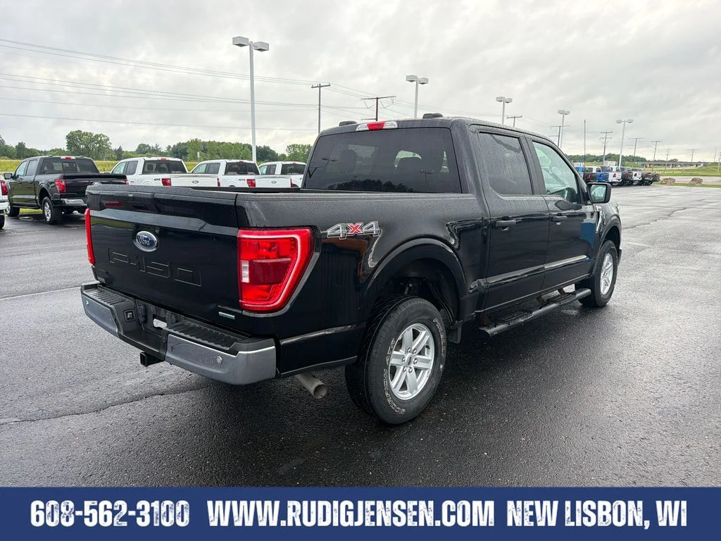 Used 2021 Black Ford XLT image 6
