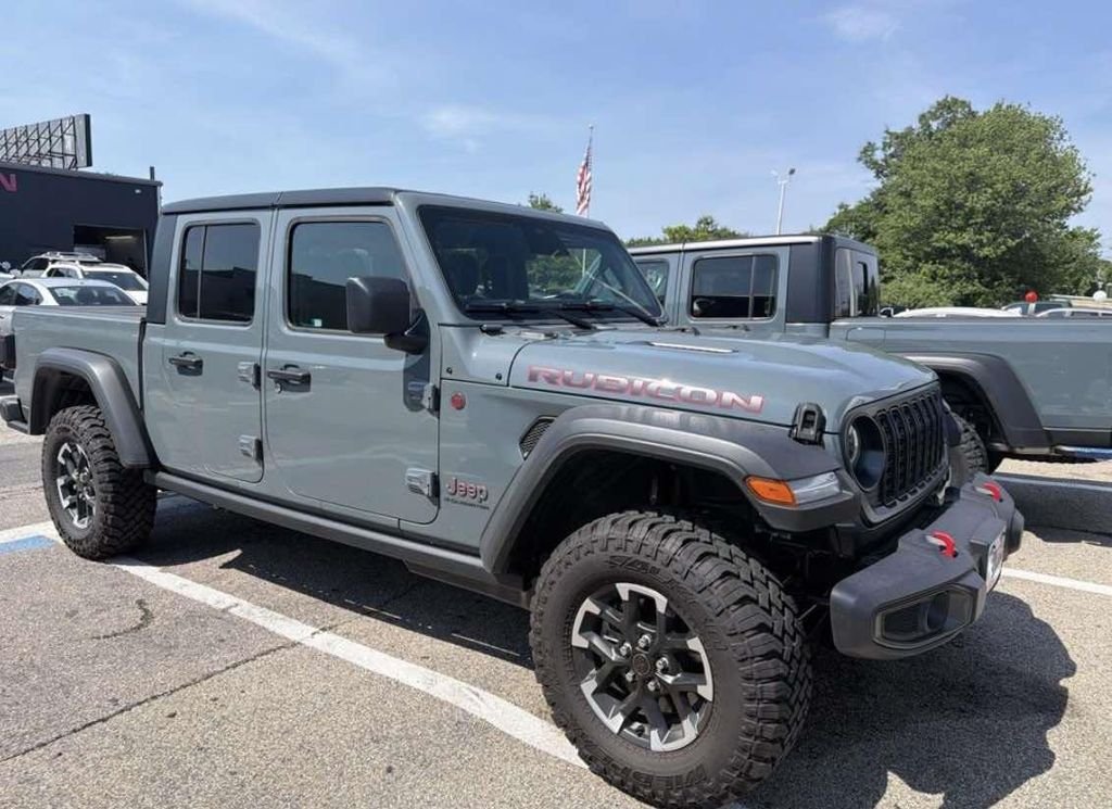 Used 2026 Gray Jeep Rubicon image 1