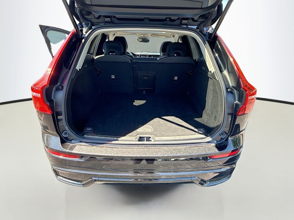 2024 Volvo XC60 Plus - Photo 23