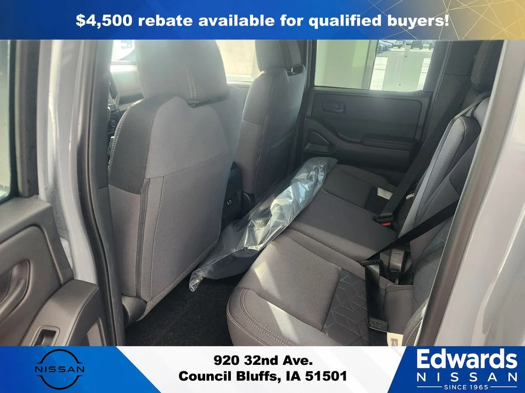 New 2026 Boulder Gray Pearl Nissan Crew Cab SV image 12
