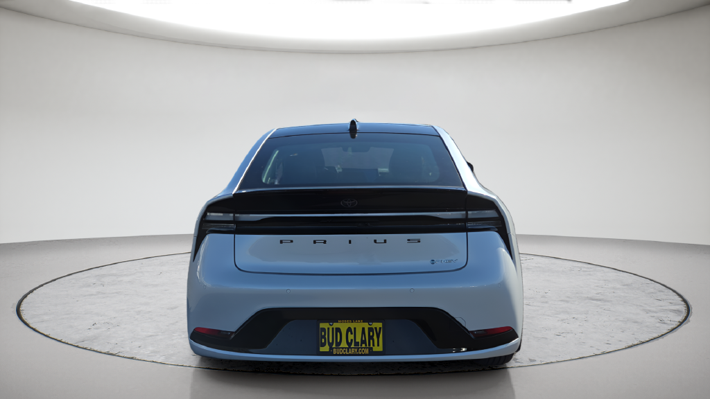 New 2027 Wind Chill Pearl Toyota XSE image 18
