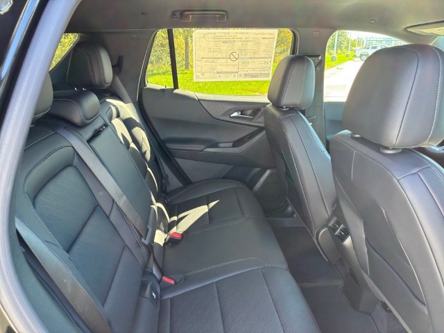 2027 Chevrolet Equinox LT - Photo 15