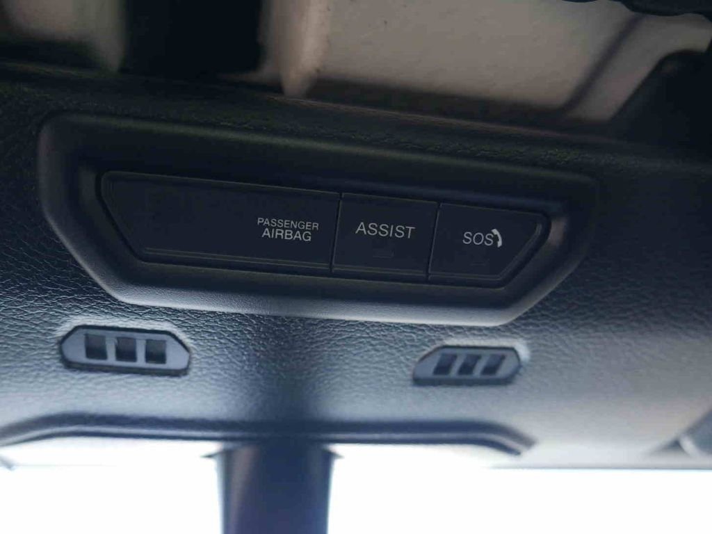 Used 2023 Green Jeep Sahara image 35