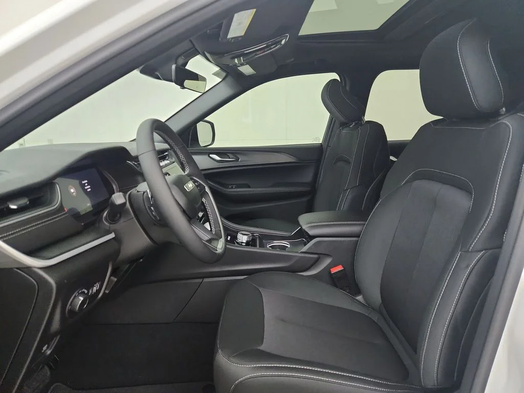 New 2026 Bright White Clearcoat Jeep Laredo X image 18