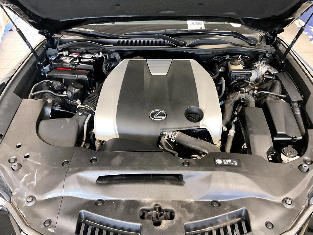 Used 2015 Black Lexus 350 image 29
