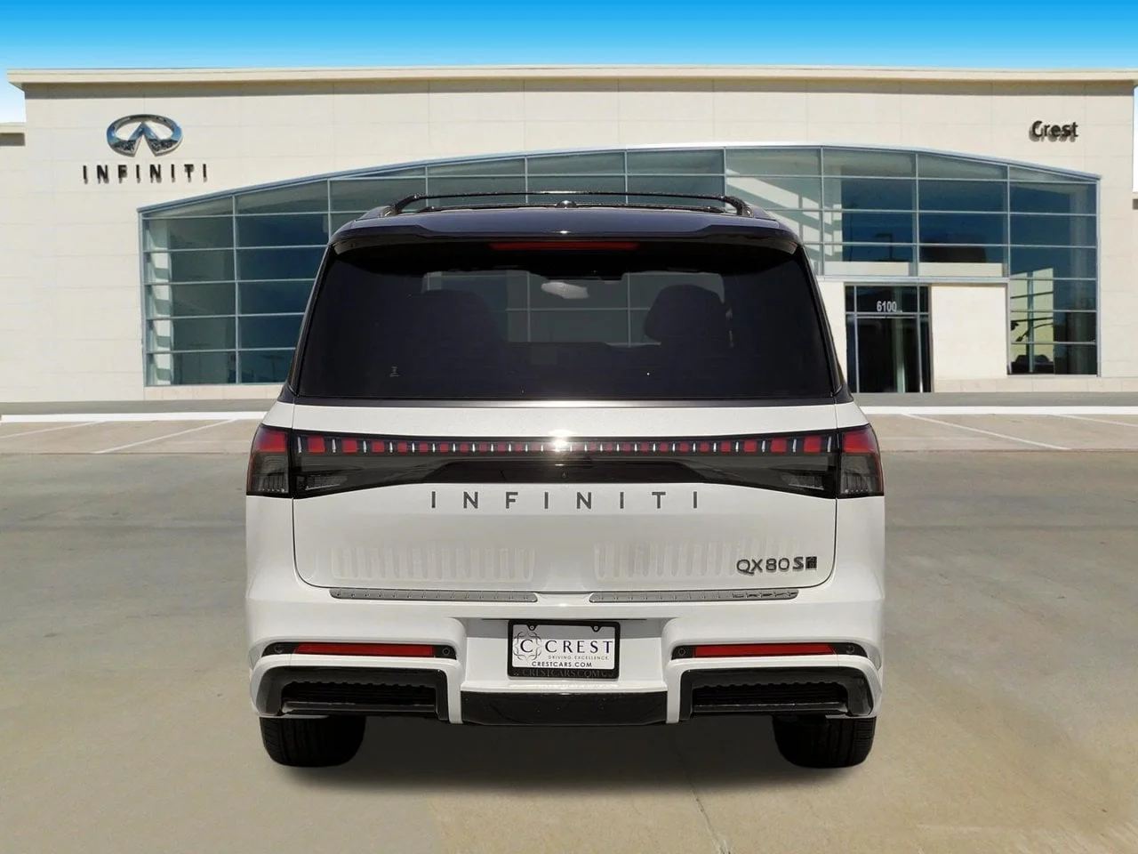 New 2027 RADIANT WHITE INFINITI Sport 4WD image 4
