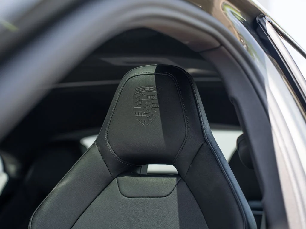 Used 2025 Green Porsche 4 image 19