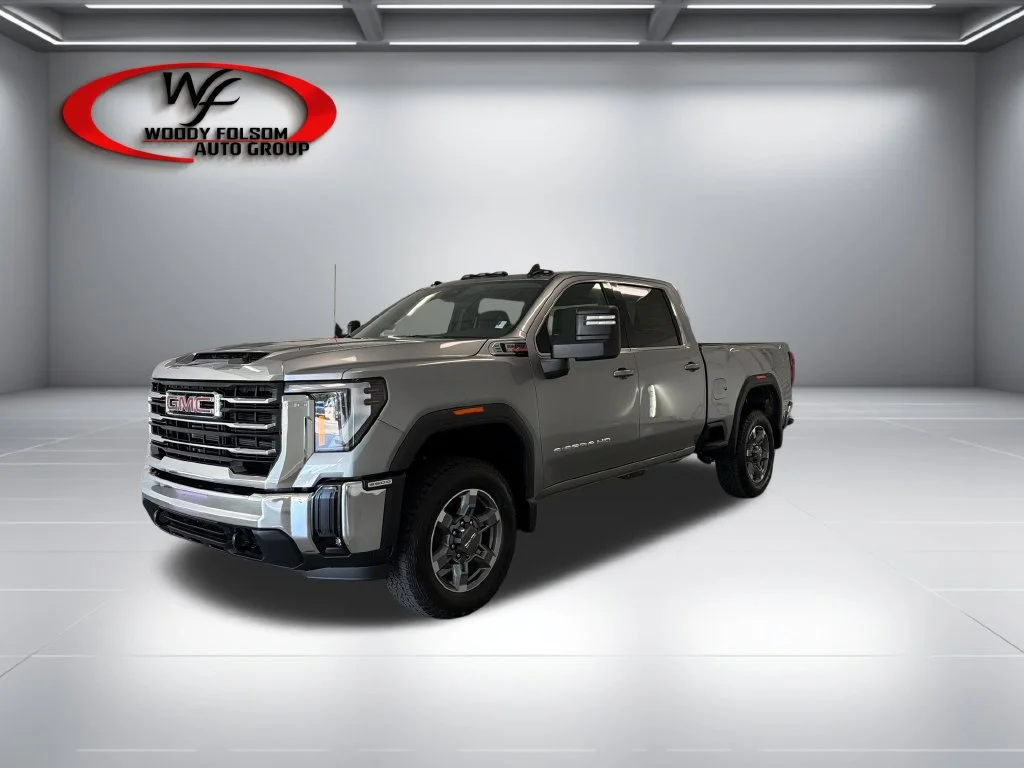 New 2026 Sterling Metallic GMC SLE image 3