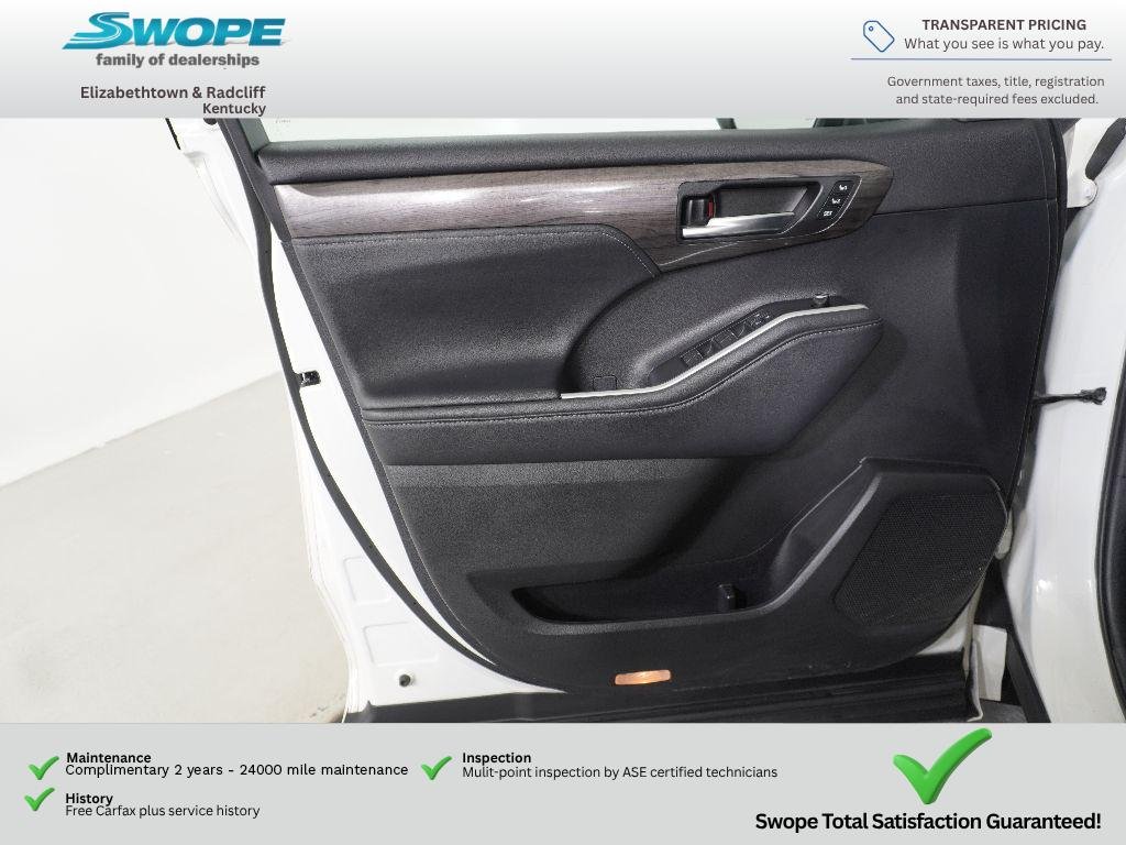 Used 2021 WHITE Toyota Hybrid Platinum image 14
