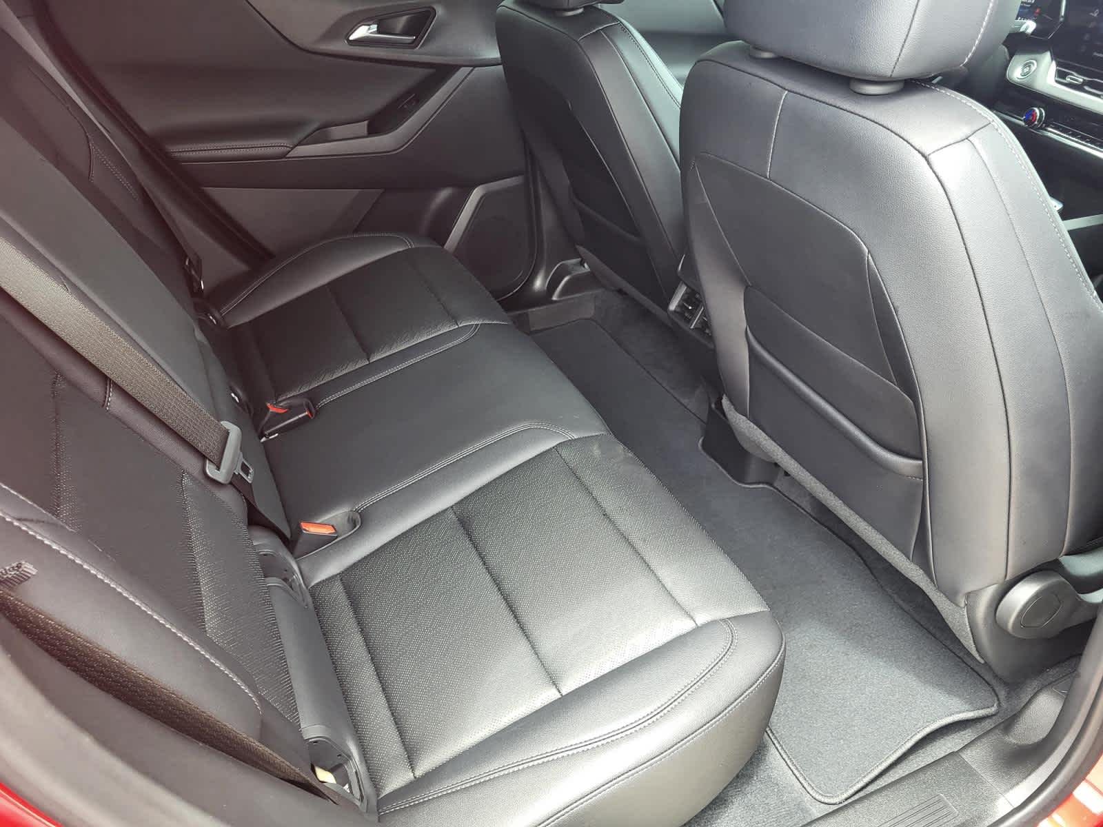Used 2025 Radiant Red Tintcoat Chevrolet FWD LT image 11