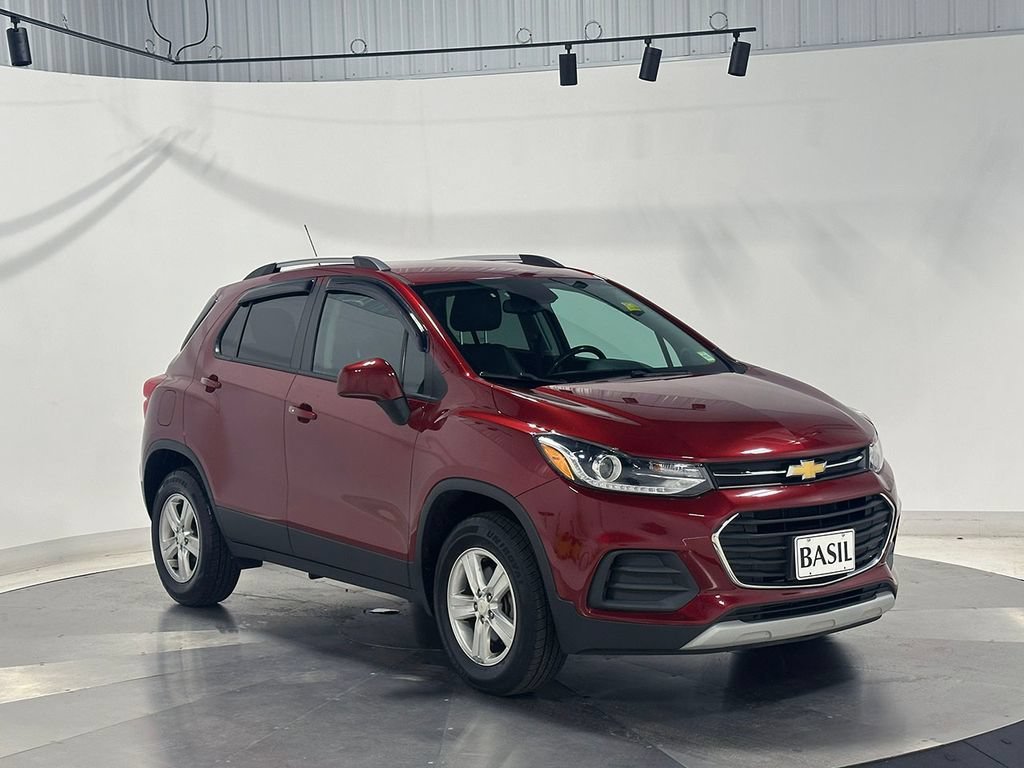 Used 2022 Crimson Metallic Chevrolet LT image 39