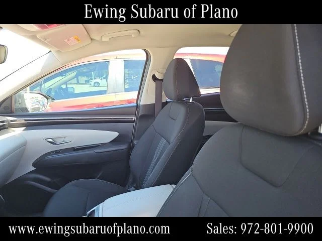 Used 2023 Silver Hyundai SEL image 6
