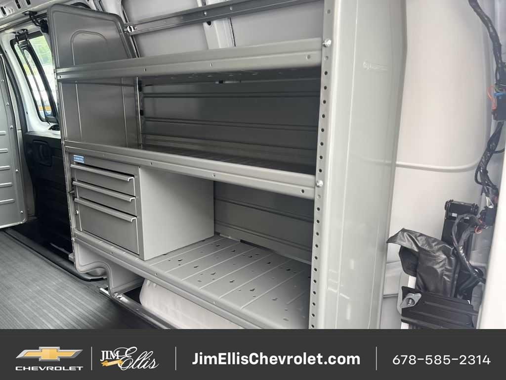 2025 Chevrolet Express Cargo Work Van - Photo 9