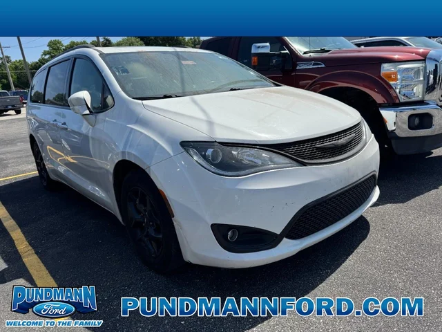 2018 Chrysler Pacifica Touring L Plus FWD