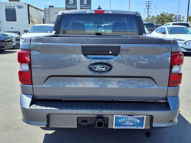 New 2025 Carbonized Gray Metallic Ford Lobo Standard image 3