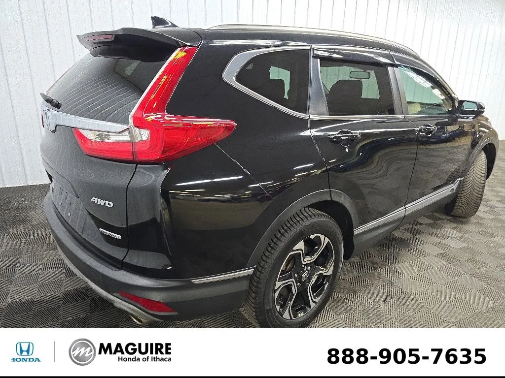 Used 2018 Black Honda Touring image 10