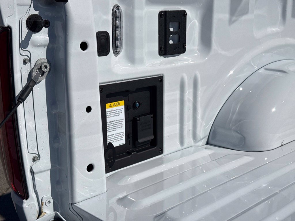 New 2026 Oxford White Ford Tremor® image 26