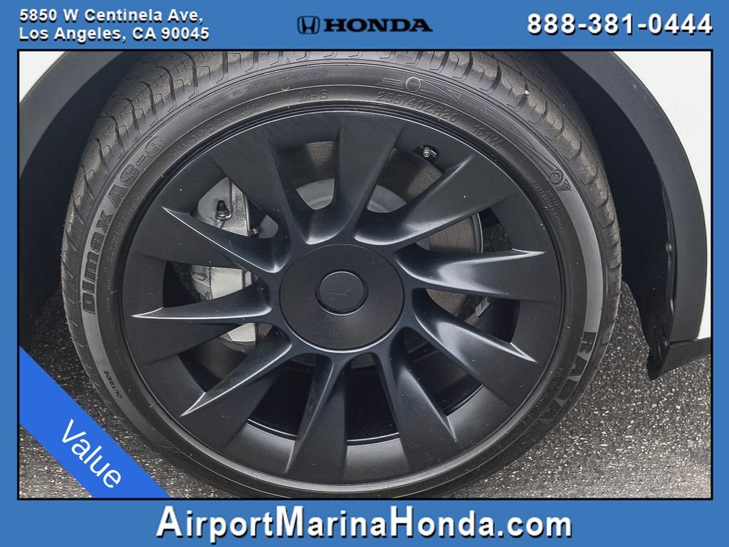Used 2023 Pearl White Multi-Coat Tesla Long Range image 10