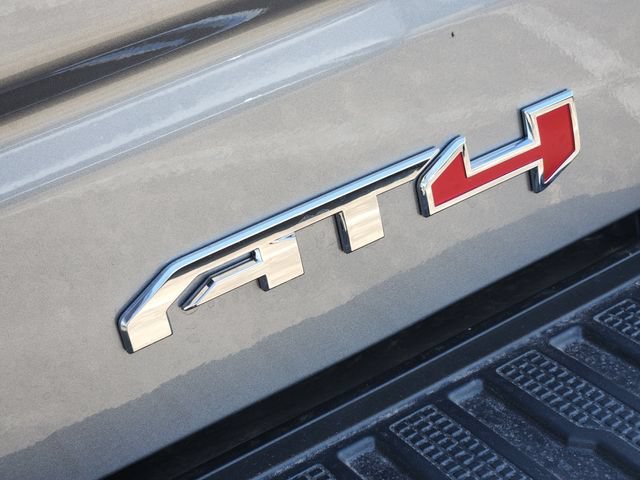 2026 GMC Sierra 1500 AT4 - Photo 8