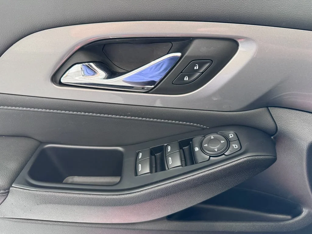 2023 Chevrolet Traverse 1LT - Photo 26