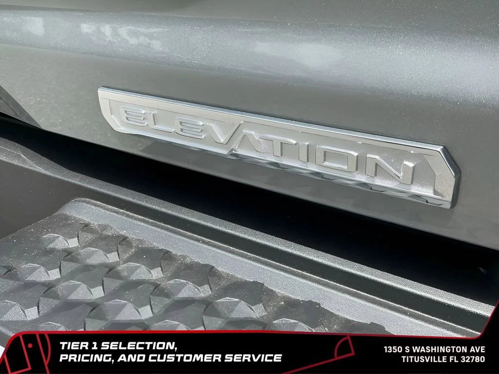 New 2026 Sterling Metallic GMC Elevation image 37