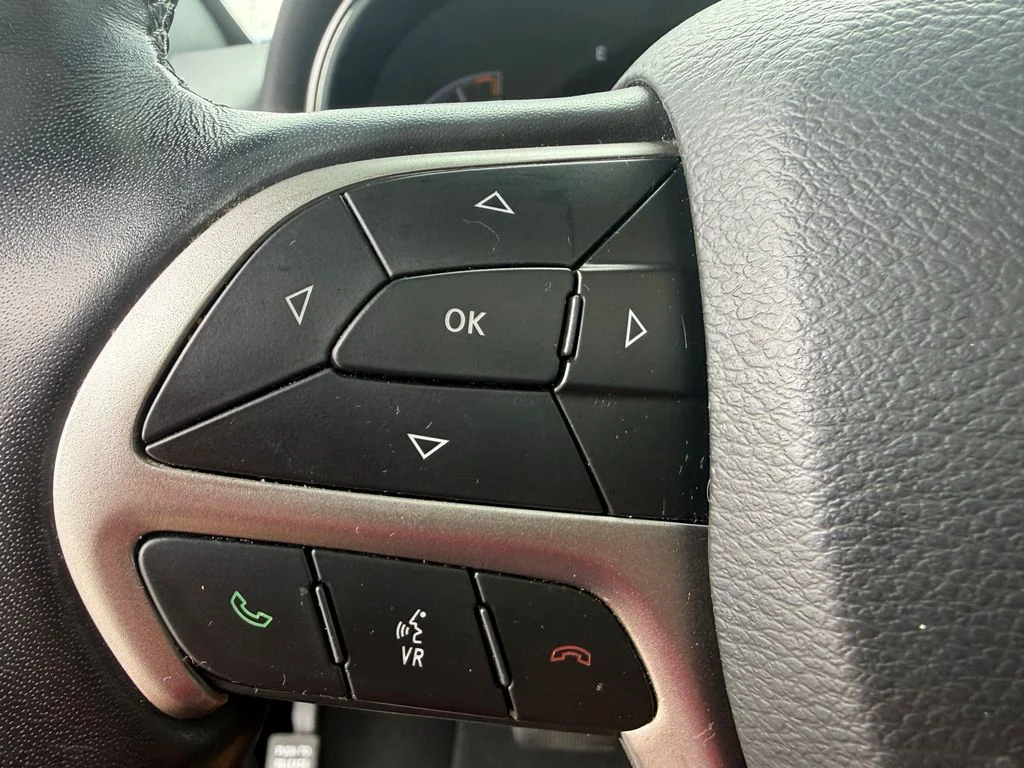 Used 2022 Black Jeep Limited image 18