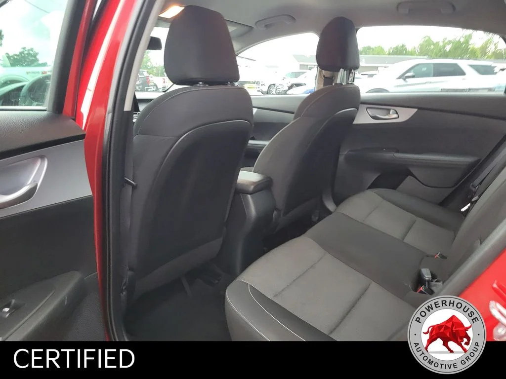 Used 2024 Red Kia LXS image 13