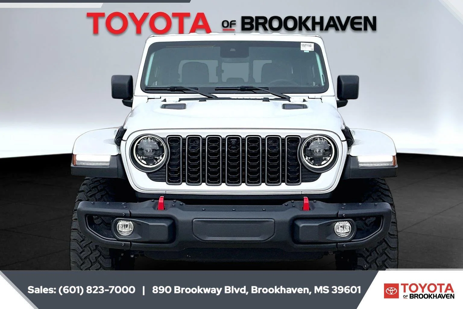 Used 2025 Bright White Clearcoat Jeep Rubicon X image 3