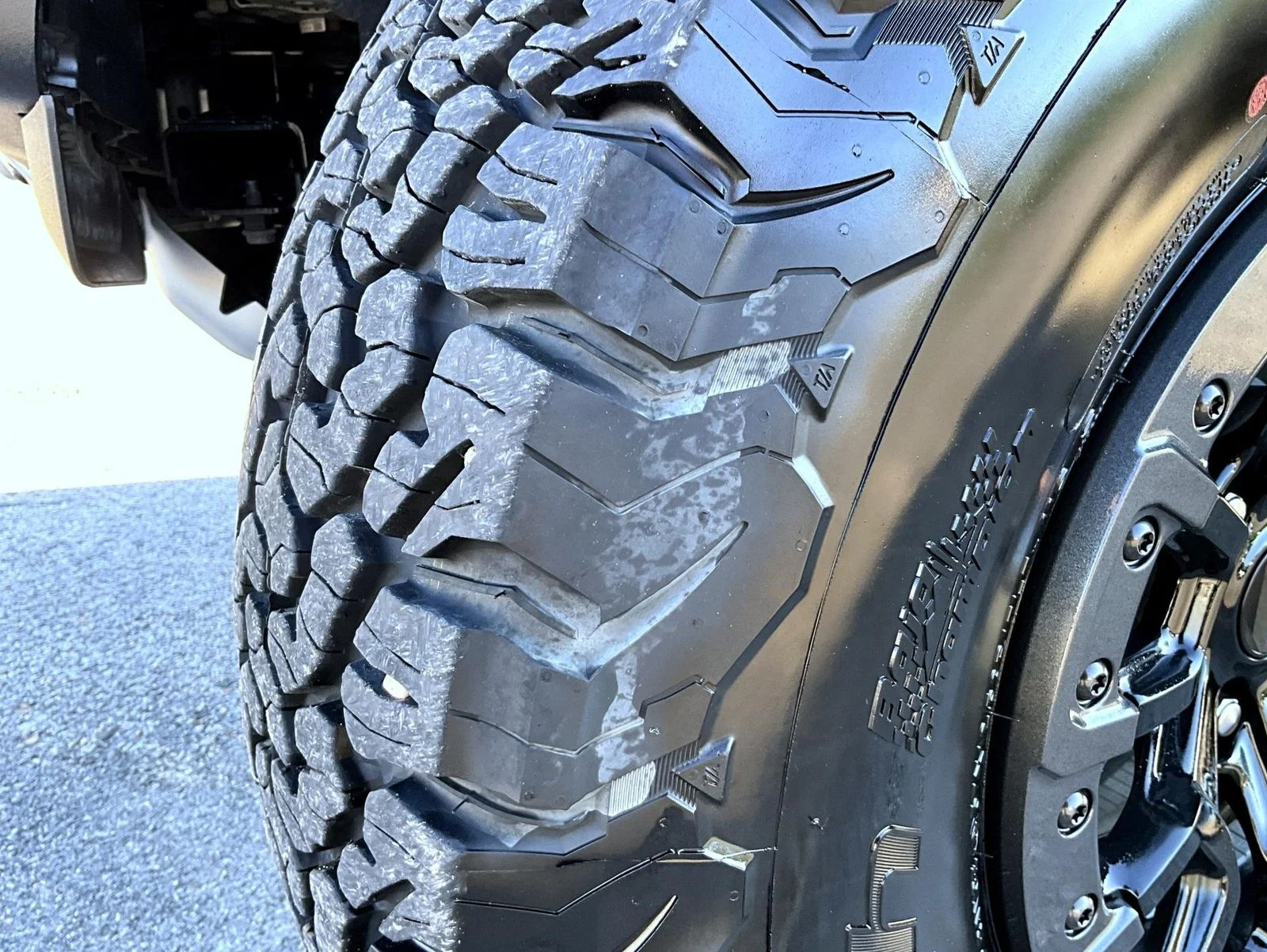 Used 2024 White Ford Raptor image 25