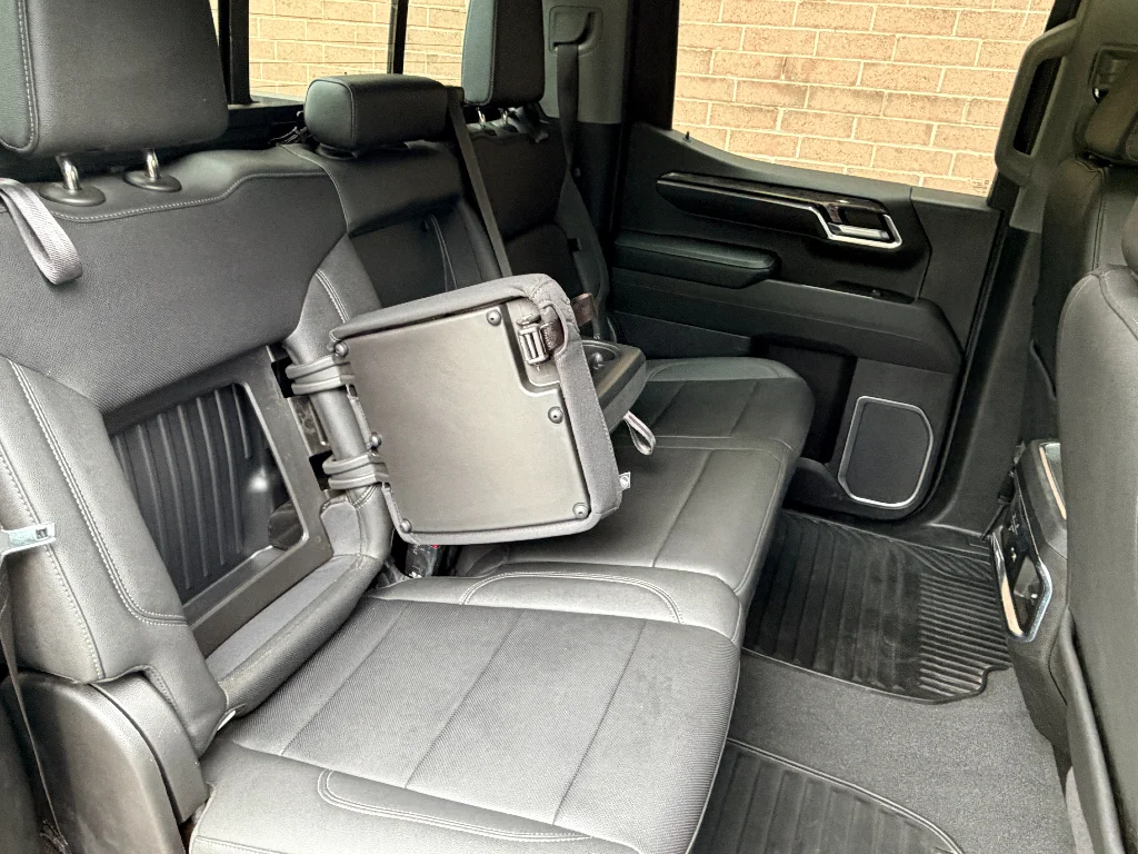 Used 2023 Summit White Chevrolet LTZ image 24