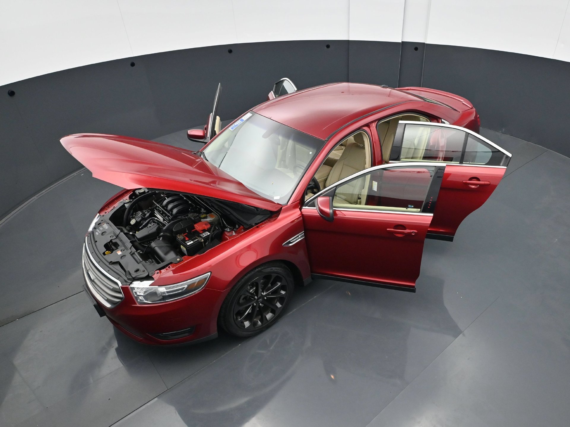 Used 2015 Ruby Red Metallic Ford SEL image 39