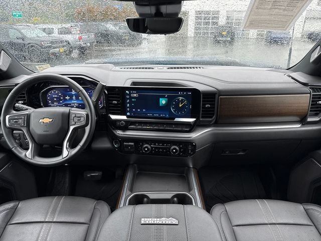 Used 2024 Lakeshore Blue Metallic Chevrolet High Country image 13