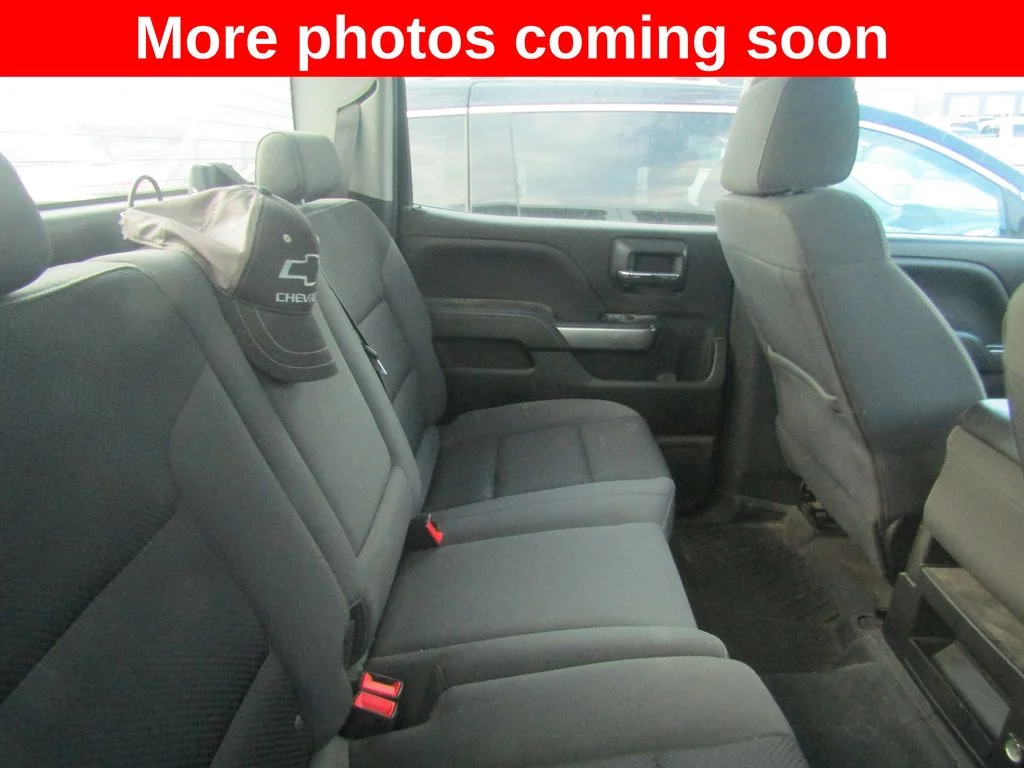 Used 2017 White Chevrolet LT image 12