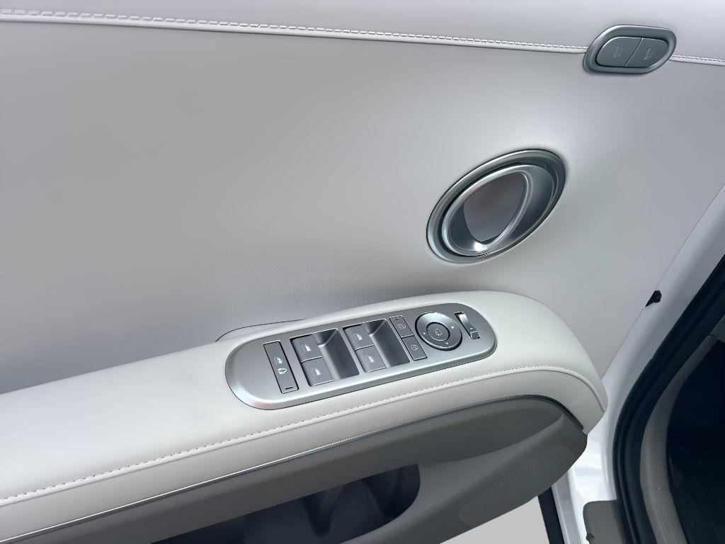 New 2026 Creamy White Pearl Hyundai Limited FWD image 20