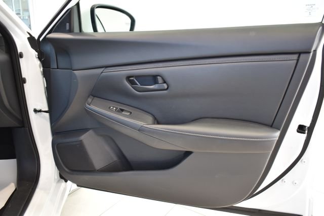 Used 2024 White Nissan S image 11