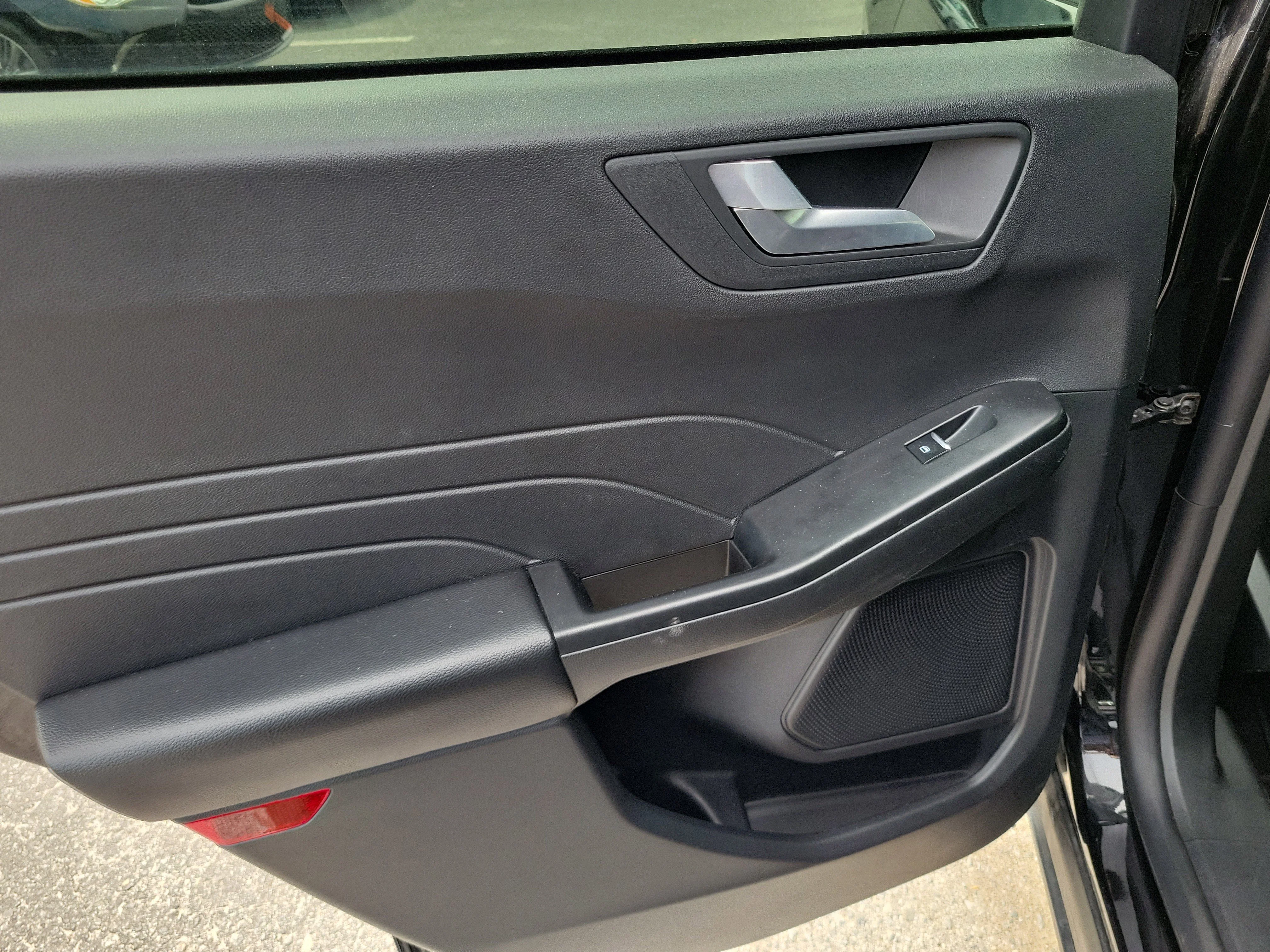 Used 2025 Black Metallic Ford ST-Line image 11