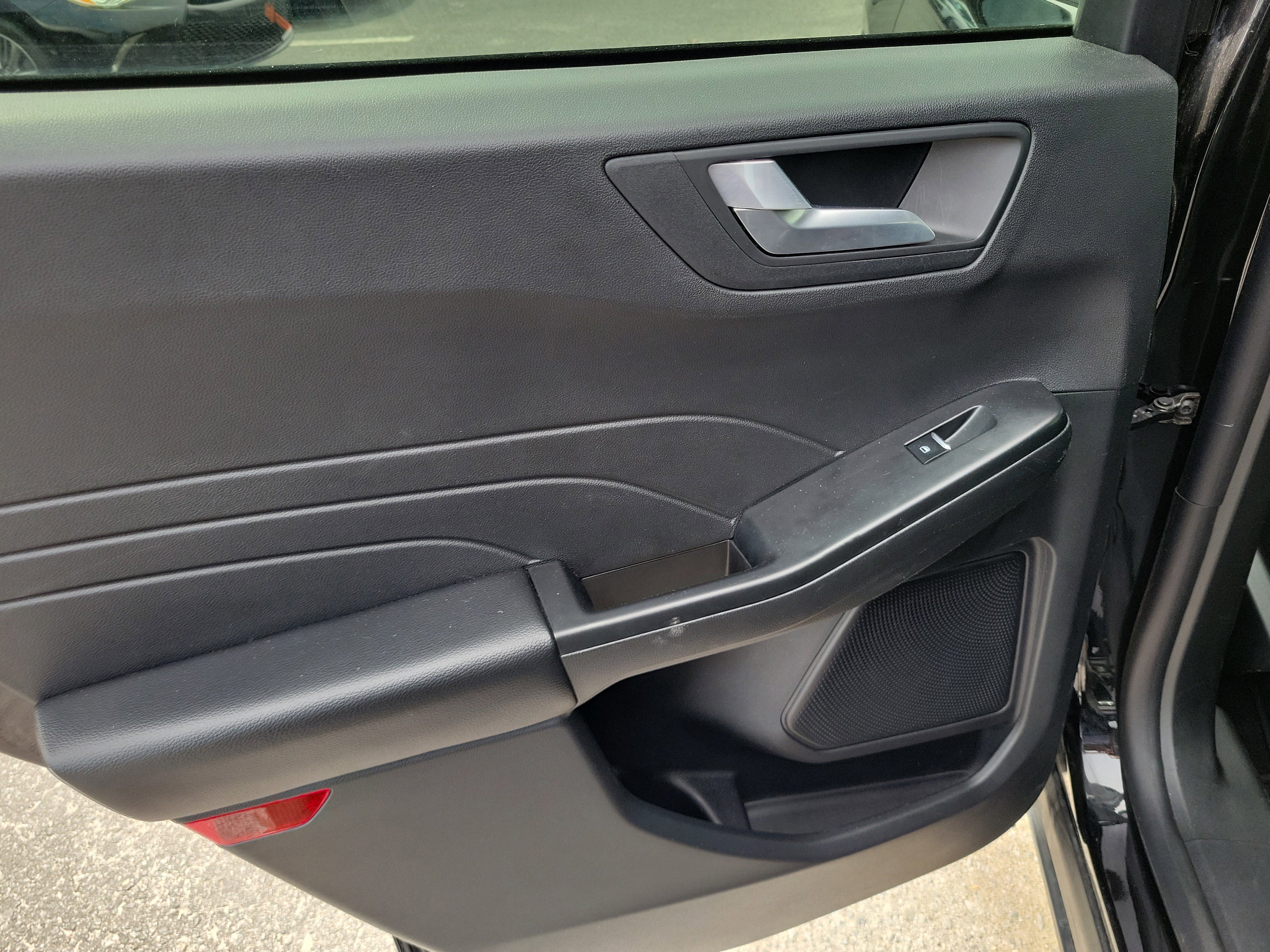 Used 2025 Black Metallic Ford ST-Line image 11