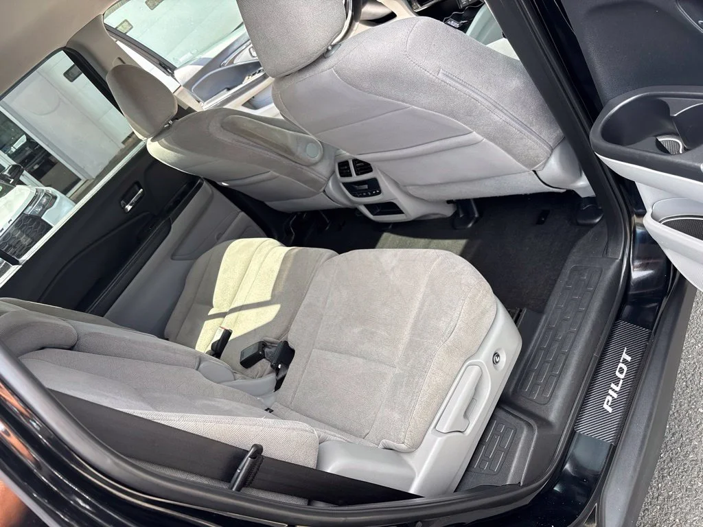 Used 2021 Black Honda EX image 25