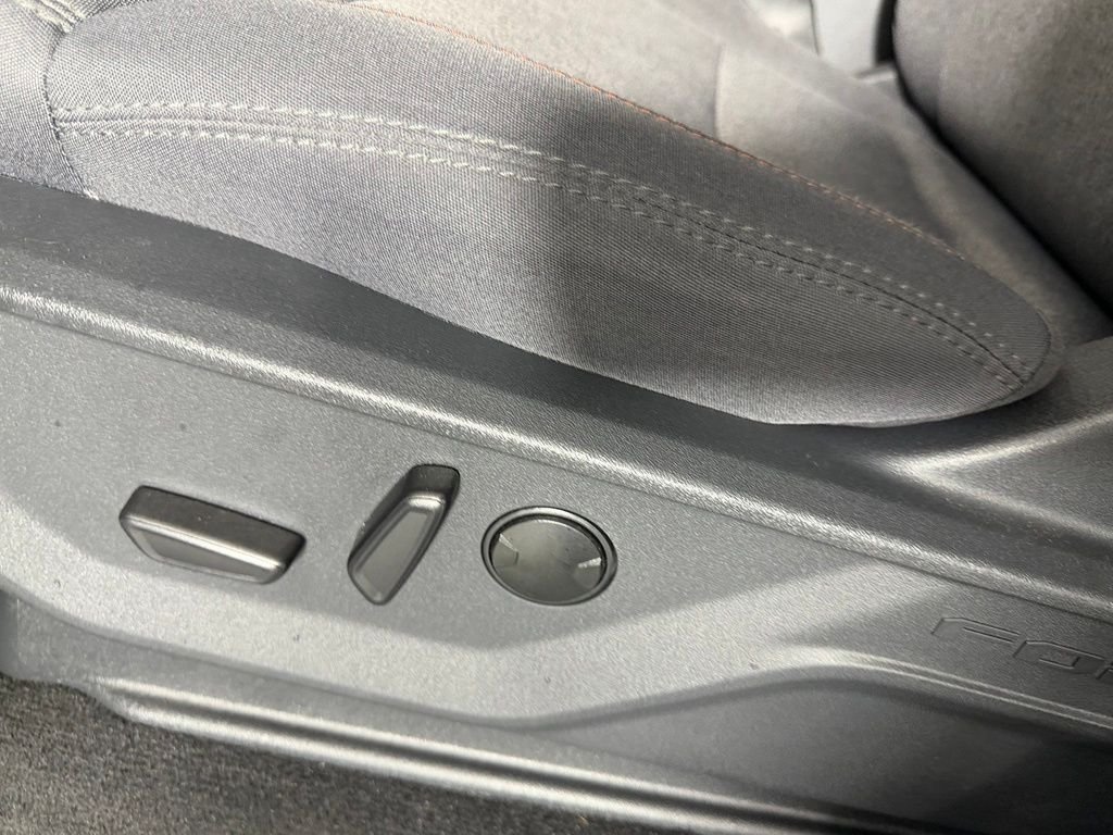 Used 2025 Silver Metallic Ford Active image 21