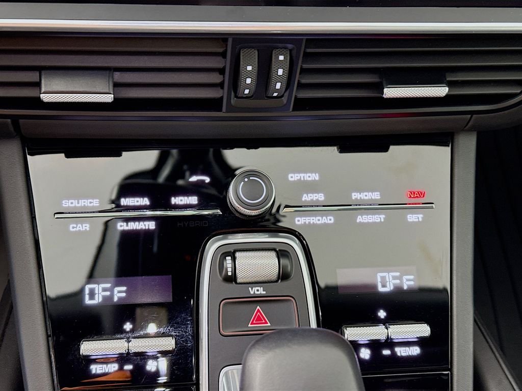 Used 2023 White Porsche Platinum Edition image 17