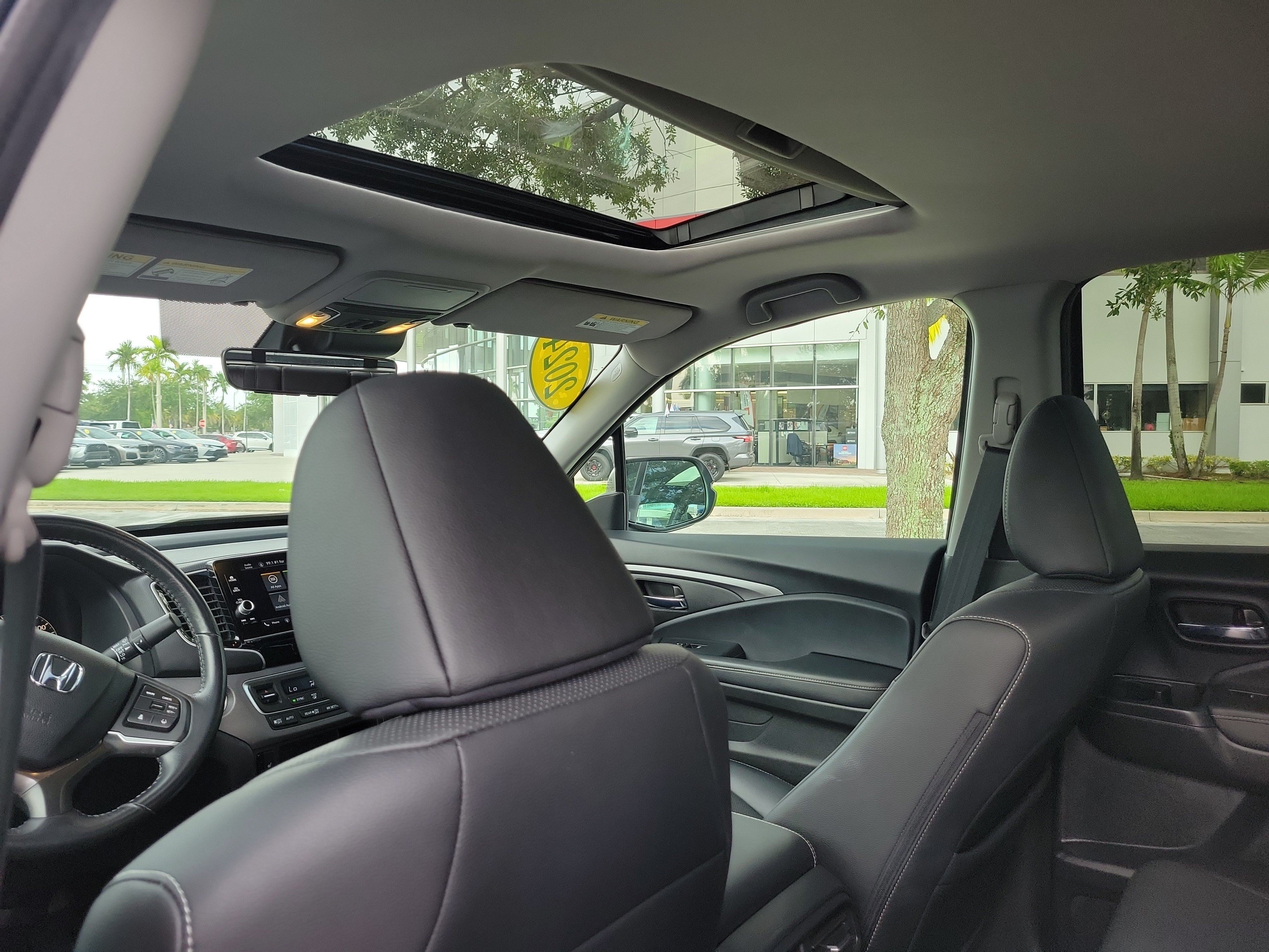 Used 2024 Black Honda RTL image 13