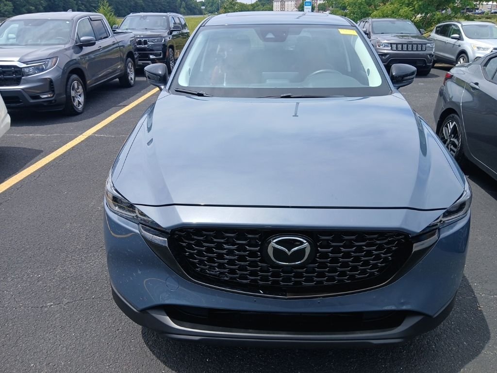 2025 Mazda CX-5's photo