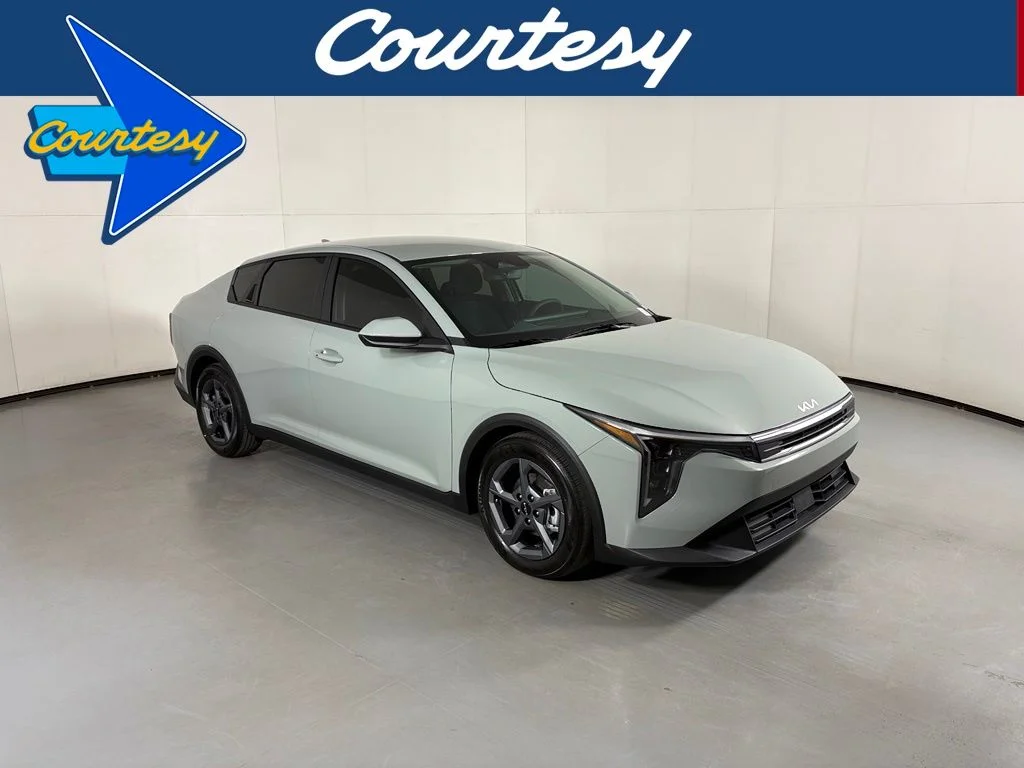 New 2026  Kia LXS image 1