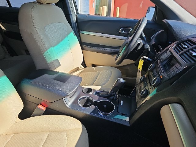 Used 2016 White Ford Base image 50