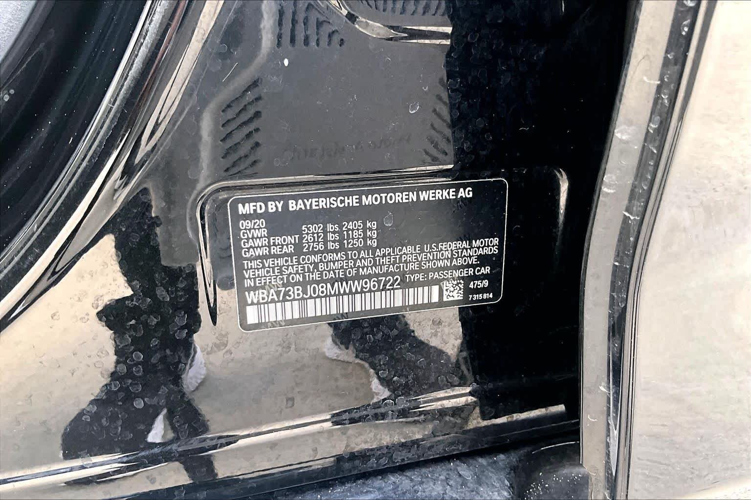 Used 2021 Black Sapphire Metallic BMW 540i xDrive image 29