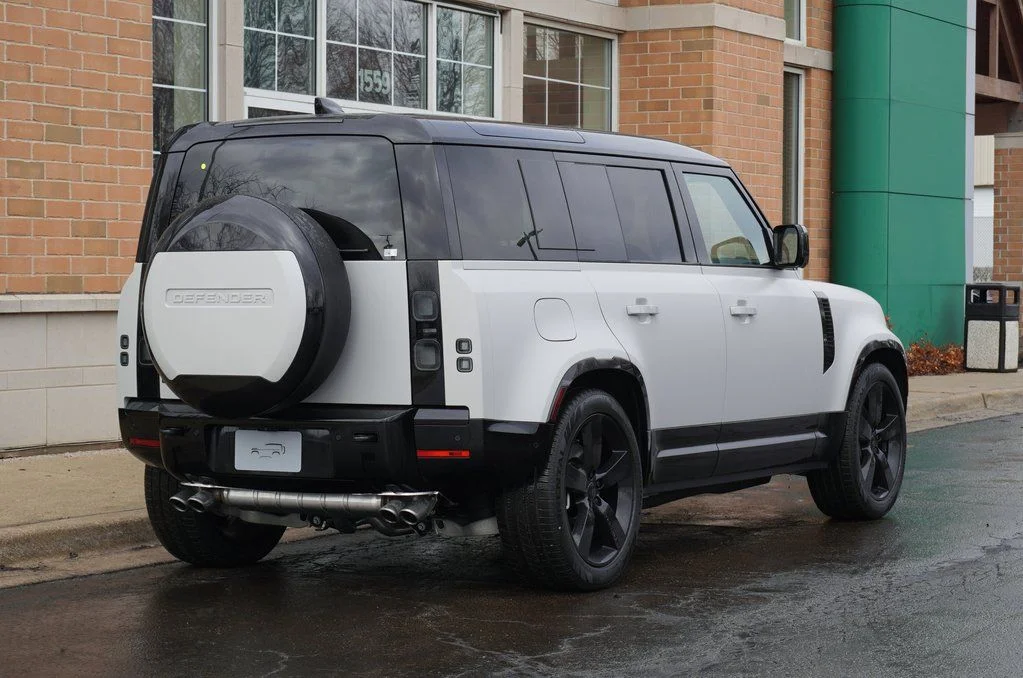 Certified Used 2026 Gray Land Rover X-Dynamic SE image 6