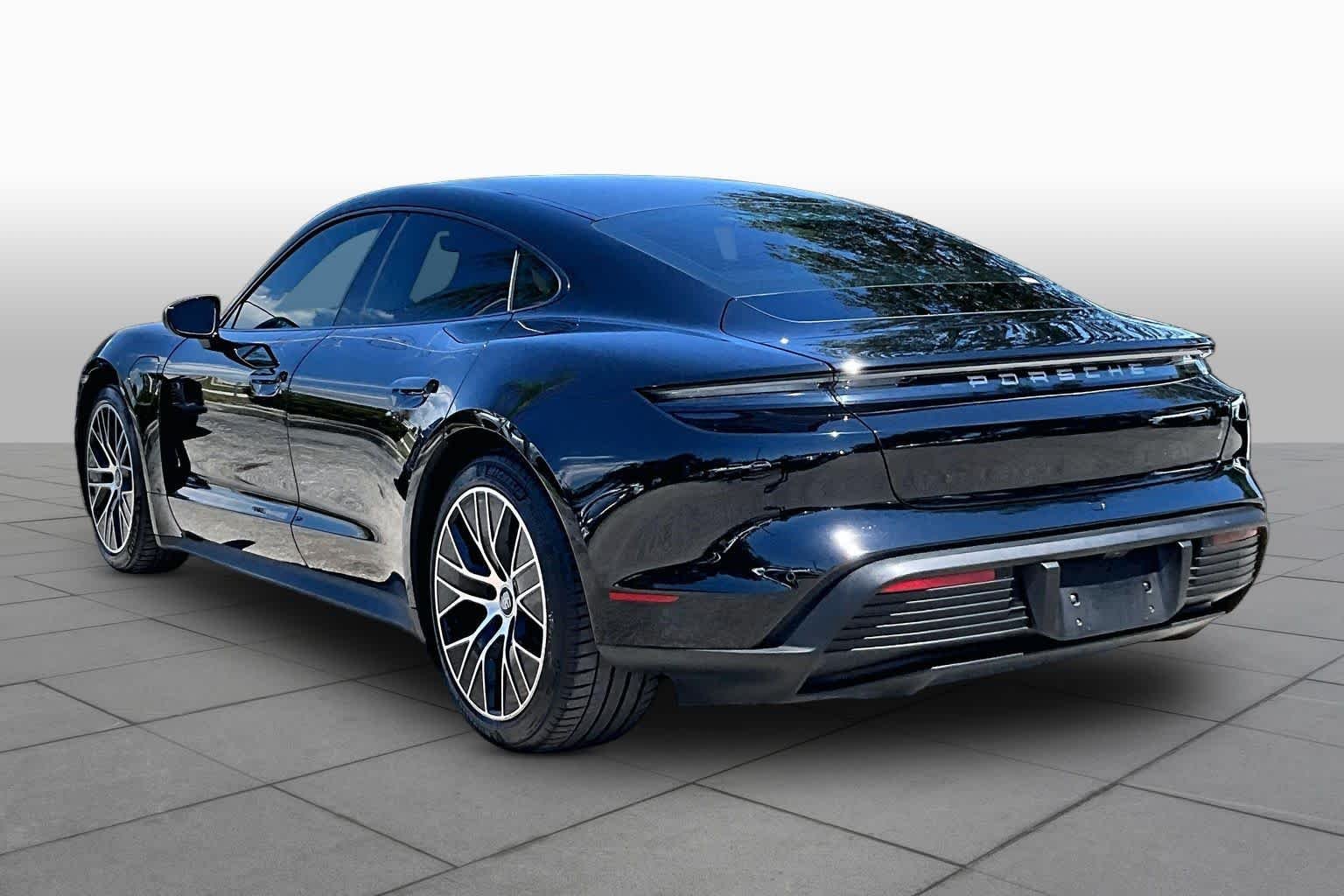 Used 2023 Black Porsche  image 10