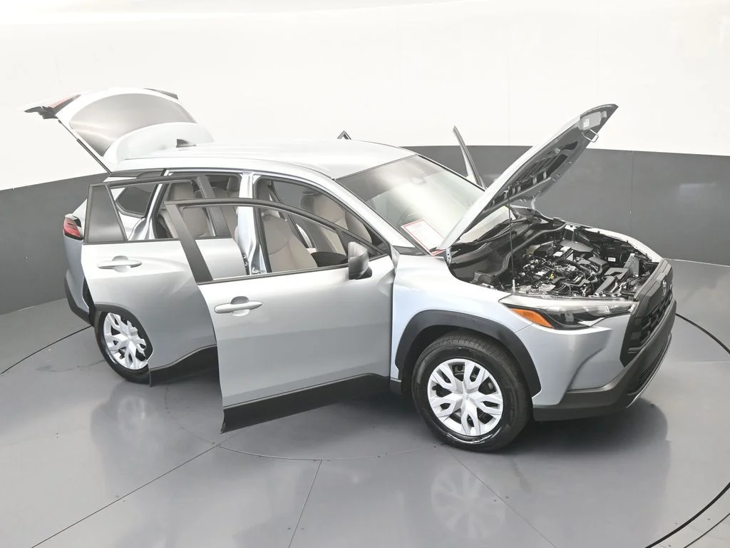 2026 Toyota Corolla Cross L - Photo 62