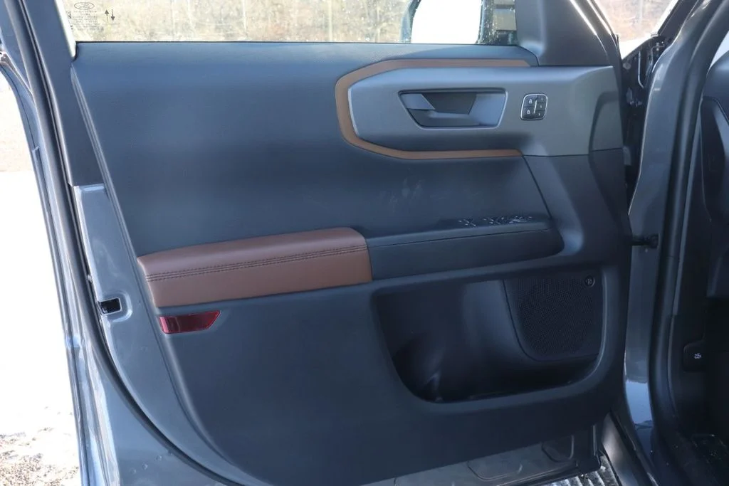 New 2025 Gray Ford Outer Banks image 38