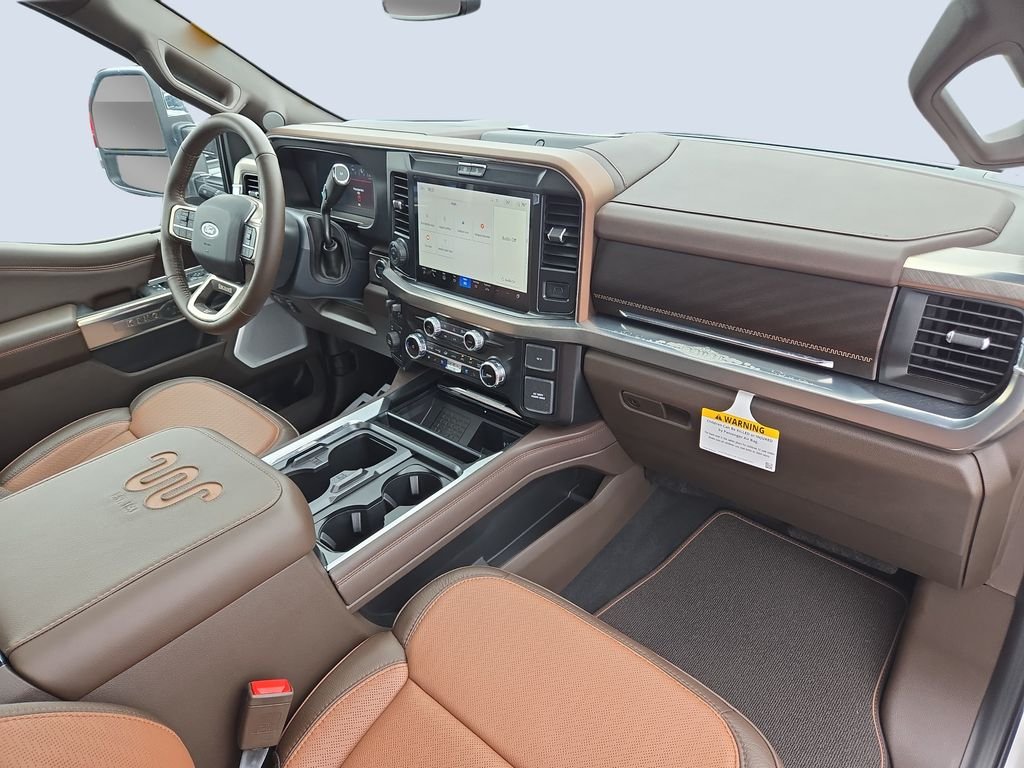 New 2026 Star White Metallic Tri-Coat Ford F-250® King Ranch® image 28